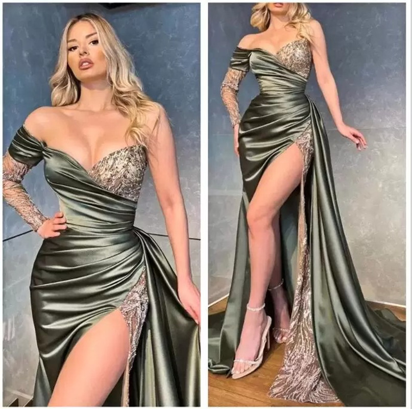 Elegant Satin Evening Gown Split - Gaun Prom Satin Elegan Lengan Panjang