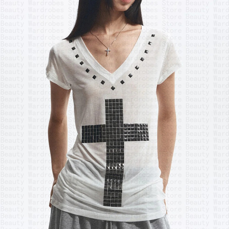 Y2K Graphic Baby Tee Crop - Atasan Unik Rock Goth Atasan Crop