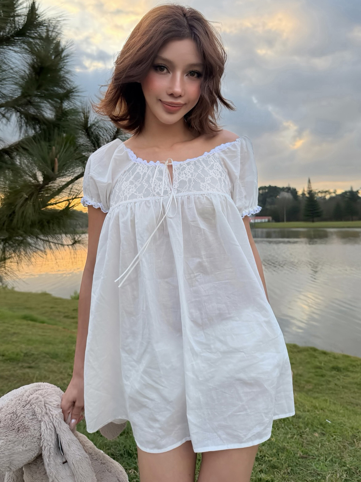 Gaun Mini Babydoll Renda Putih - Off Shoulder Puff Sleeve Sundress ulasan dan harga