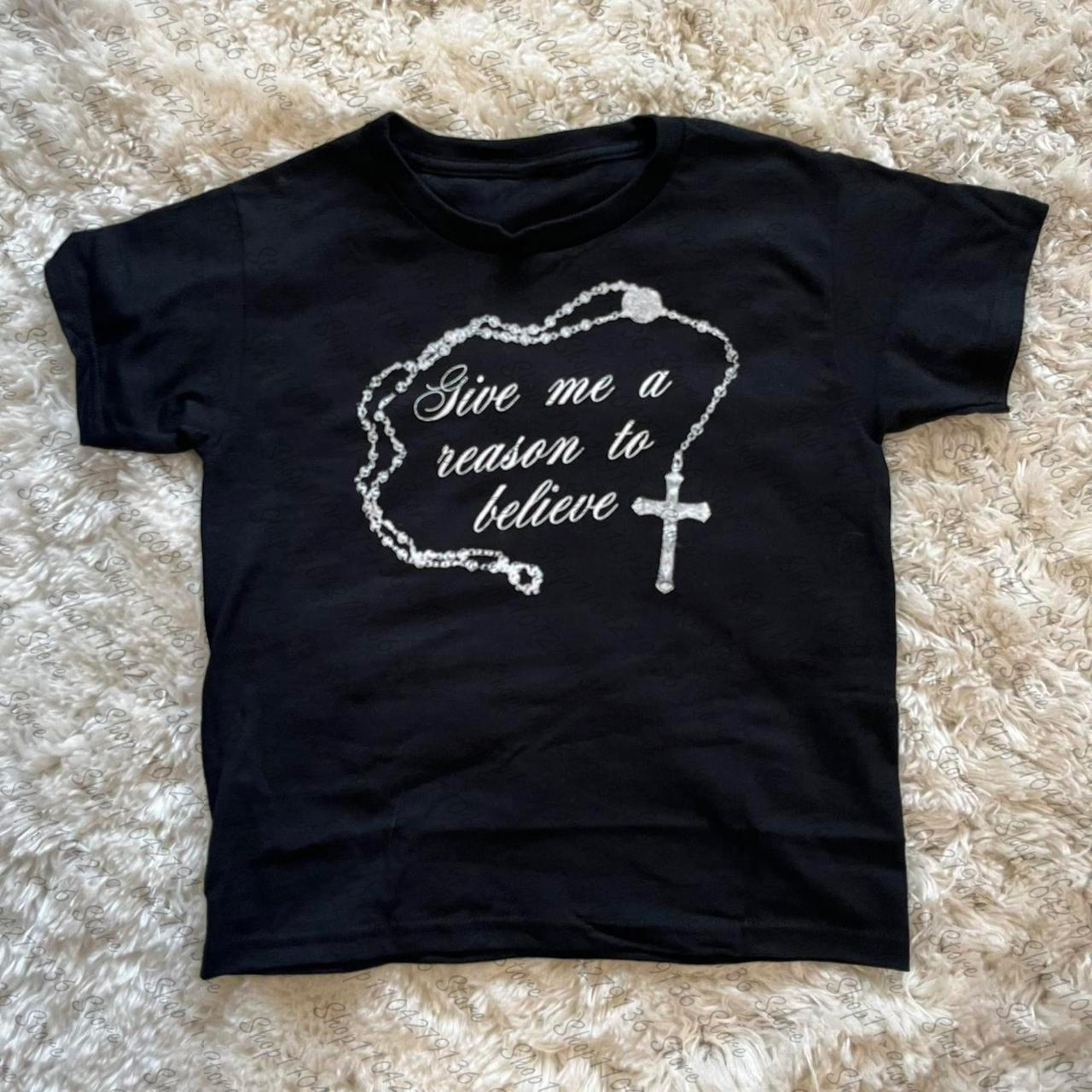 Pakaian Wanita 2000-an, Pakaia - Y2K Graphic Baby Tee Crop ulasan dan harga