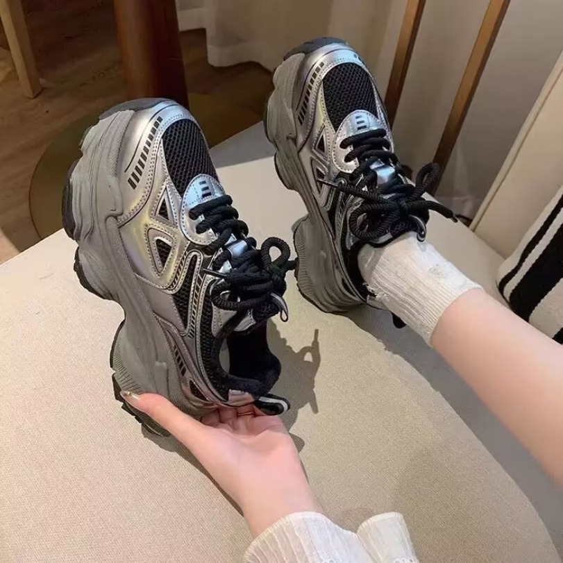 Sepatu Sneakers Wanita Serbagu - Jeans ulasan dan harga